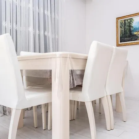 Flat Near Trendy Attractions In Kadikoy Apartment Istanbul