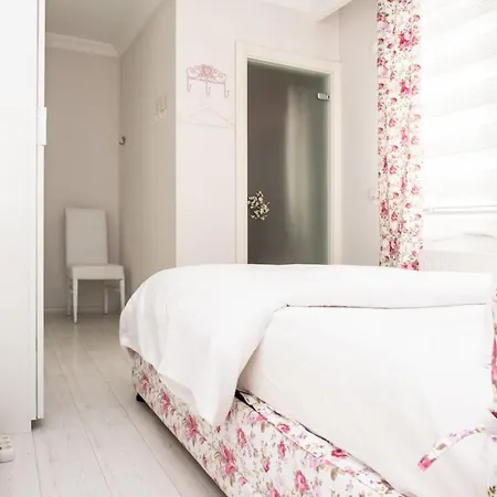 Flat Near Trendy Attractions In Kadikoy Apartment Istanbul